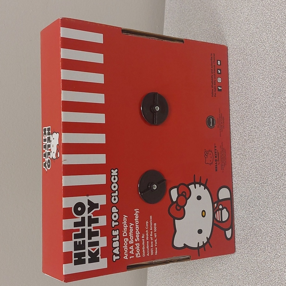 Hello Kitty Sanrio Table Top Clock Small - Picture 4 of 12